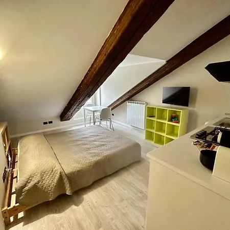 Piccolo Loft Sui Tetti Di