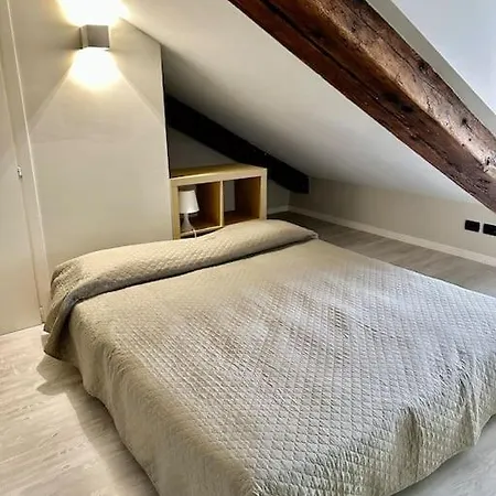Piccolo Loft Sui Tetti Di